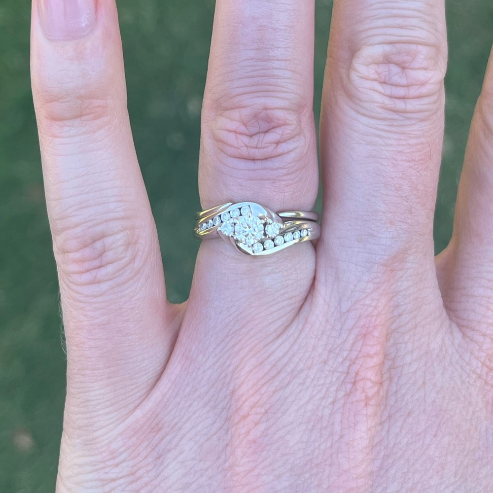 Engagement Ring With Shadow Band